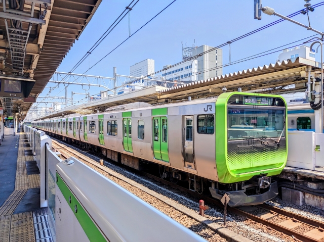 電車の画像